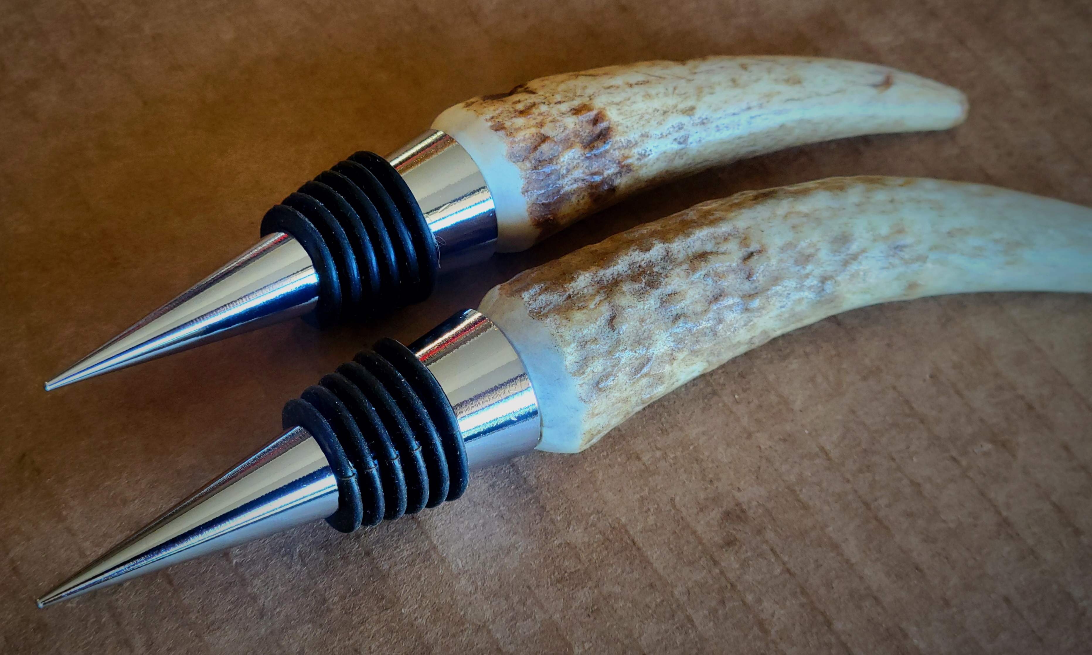 GENUINE ELK ANTLER BOTTLE STOP GENUINE ELK ANTLER BOTTLE STOP